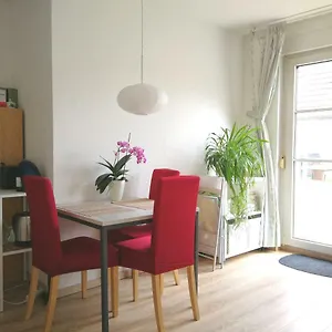 Quiet City-apt, 4min City-center, 18min Fair Nürnberg!!! Apartamento